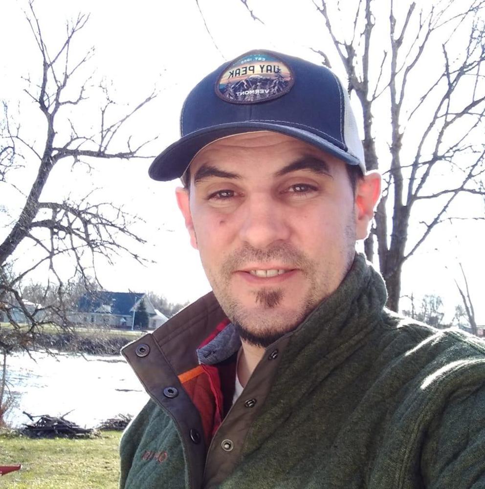 Meet your Posher, Dustin
